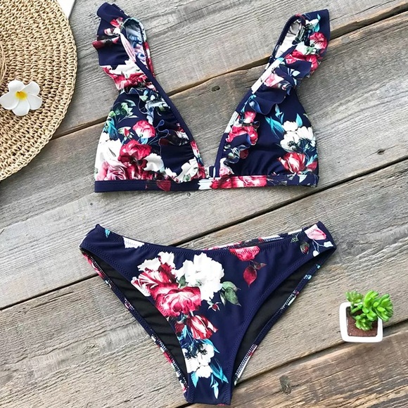 Floral Navy Ruffled Bikini Swimsuit - Picture 4 of 8